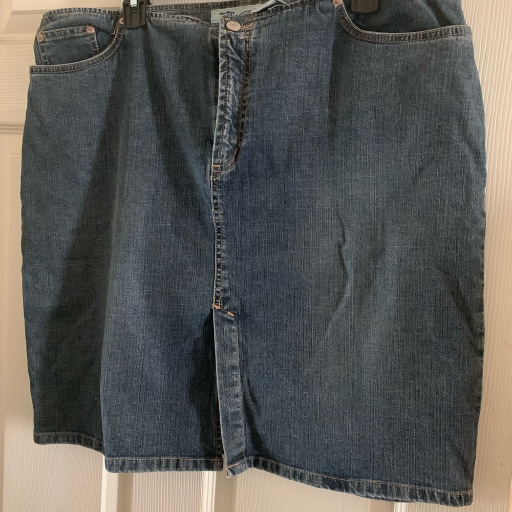 Old navy denim skirt
